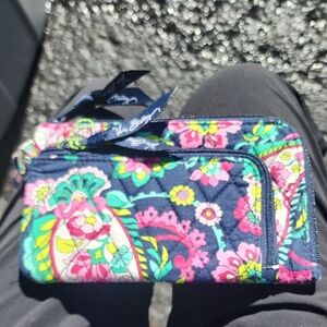 Vera Bradley Floral Clutch in Blue and Pink New With Taga